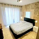 4 Pieces, Spacieux 8 Couchages Антіб