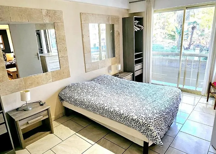 Apartman 4 Pieces, Spacieux 8 Couchages Antibes