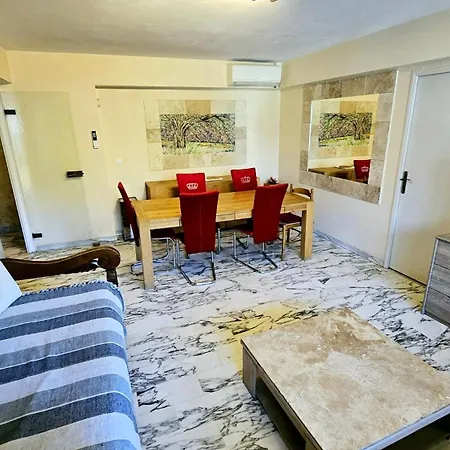 4 Pieces, Spacieux 8 Couchages אנטיב